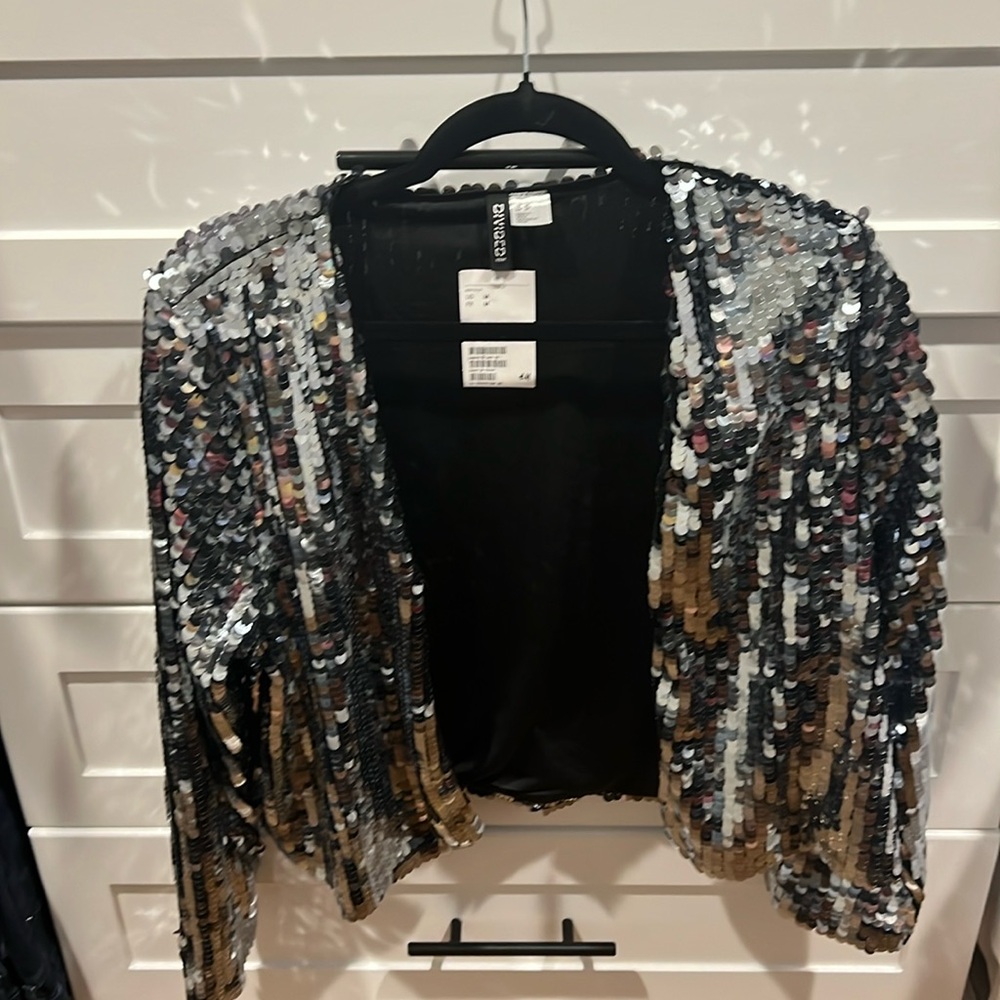 H&M jacket new with tags !! Black and silver open front jacket
